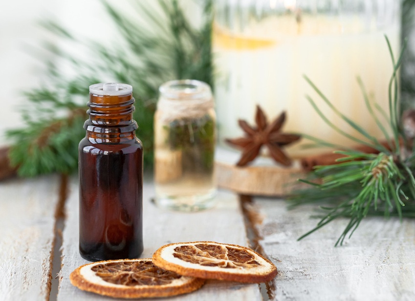 Эфирное масло сосны за молодость кожи и укрепление волос